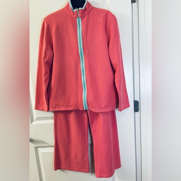 Jamaica Bay 2Pc. Jogger. Coral W/ Mint Green Trim Top XL. Bottom L. $R120. GUC - Picture 1 of 7
